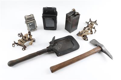 Konvolut Ausrüstungsgegenstände k. u. k. Armee, - Antique Arms, Uniforms and Militaria