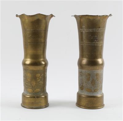 Paar (2 Stk.) Vasen in Grabenkunst ('Trench-Art'), 1. WK, - Historische Waffen, Uniformen, Militaria