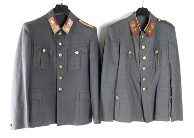 Uniform-Konvolut für einen Major der B-Gendarmerie bzw. der Bundes-Gendarmerie der 2. österr. Republik um 1955, - Starožitné zbraně