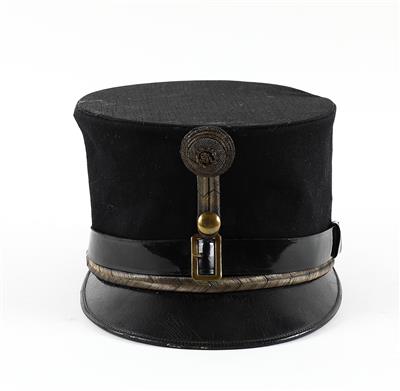 Schwarze steife Kappe für k. u. k. Offiziere, - Armi d'epoca, uniformi e militaria