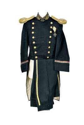 Uniform eines Offiziers der Kaiserlich-japanischen Kriegsmarine - Historische Waffen, Uniformen und Militaria