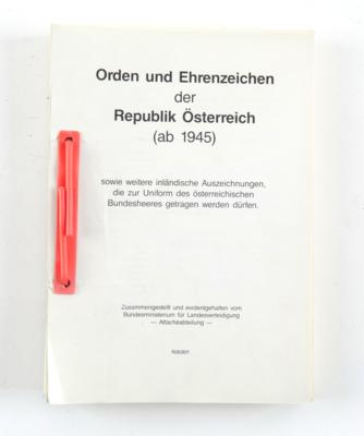 Handbuch der Orden und Ehrenzeichen der Republik Österreich (ab 1945), - Starožitné zbraně