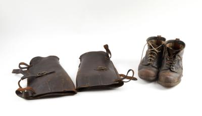 Paar österreichische Feldschuhe ähnlich M1910, - Starožitné zbraně