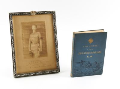 Eigenhändig gewidmete Fotographie von Leutnant Erzherzog Albrecht, - Antique Arms, Uniforms & Militaria