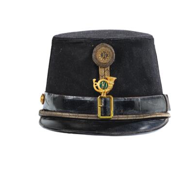 Schwarze steife Kappe für k. u. k. Offiziere, - Antique Arms, Uniforms and Militaria
