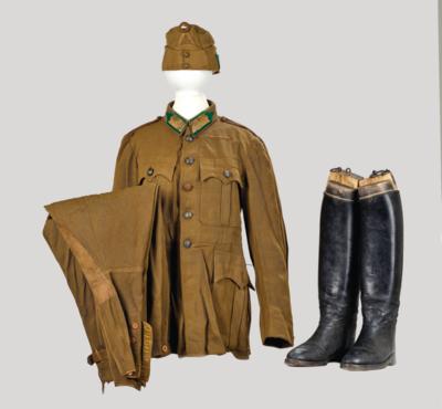 Titularkönigreich Ungarn um 1940: Uniform für einen Oberstleutnant ('Alezredes') der Jäger bzw. Infanterie, - Starožitné zbraně