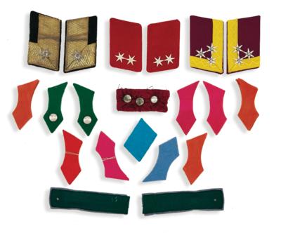 Konvolut von Uniformeffekten der k. u. k. Armee, - Historische Waffen, Uniformen und Militaria