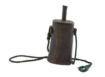 Pulverflasche, - Antique Arms, Uniforms and Militaria