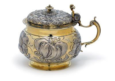 A lidded box from Augsburg, - Silver