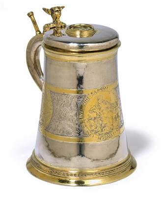 A lidded tankard, - Argenti