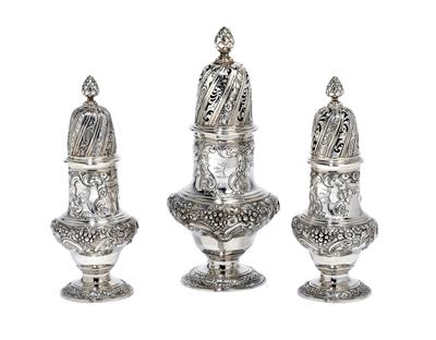 A set of George II. casters from London, - Argenti