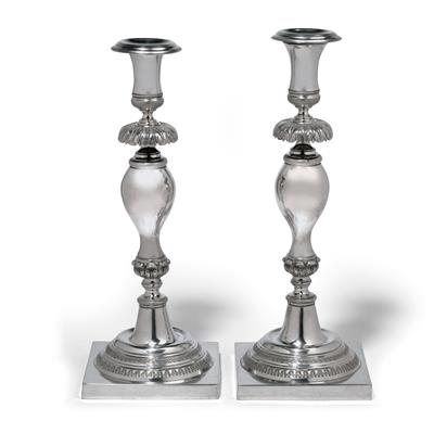 A pair of candlesticks from Berlin, - Argenti