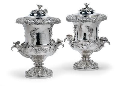 A pair of wine coolers with lid, from London, - Argenti