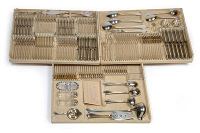 A cutlery service for 12 individuals, from Vienna, - Argenti