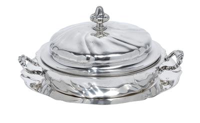 J. C. Klinkosch - A lidded bowl with saucer, from Vienna, - Silver