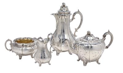 A Victorian tea- and coffee service from London, - Silver