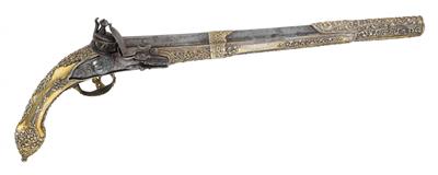 A pistol with gilt silver mount, for sale in Turkey, - Argenti
