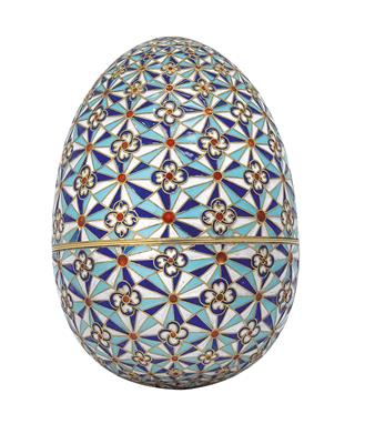 A cloisonné egg from Russia, - Silver