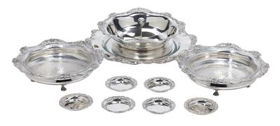 A dinner service from Vienna, - Silver