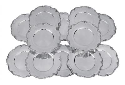 12 place plates from Germany, - Silver