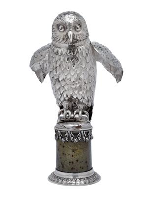 A figure of an owl, - Silver