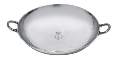 A bowl with handle, from France, - Stříbro