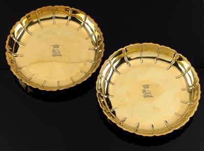 A pair of bowls from London, - Stříbro