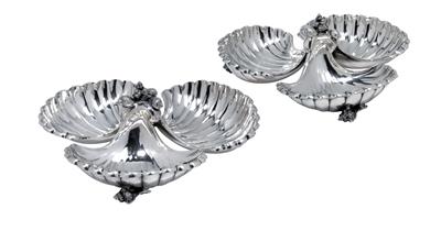 A pair of shell-work bowls, - Stříbro