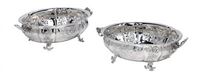A pair of bowls from Vienna, - Silver