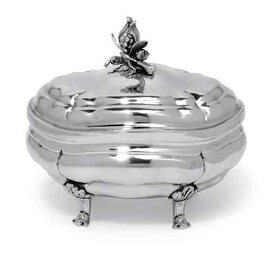 A Rococo lidded box from Augsburg, - Stříbro