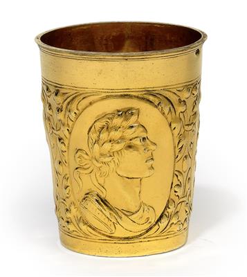 A Baroque cup from Germany, - Argenti
