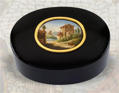 A lacquer box with micromosaic, from Russia, - Argenti