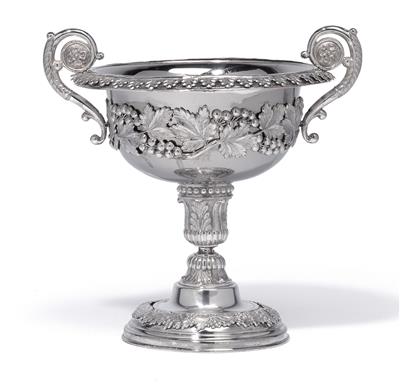 A Biedermeier centrepiece bowl from Vienna, - Silver