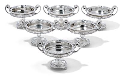 Six small centrepiece bowls, - Silver