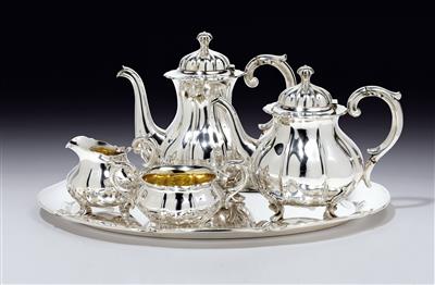A coffee- and tea service from Denmark, - Argenti
