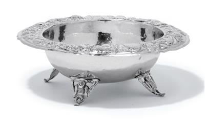 A large fruit bowl from South America - Stříbro