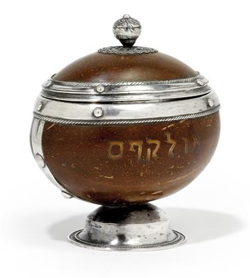 An etrog container from Russia, - Stříbro