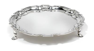 A George II. footed tray from London, - Silver