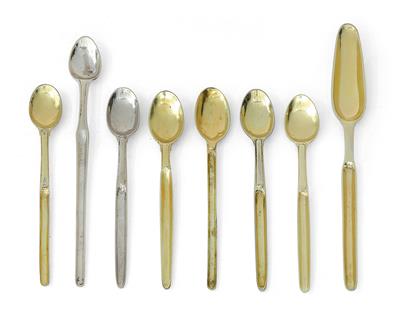 A collection of marrow spoons, - Stříbro