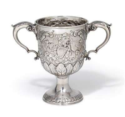 Dubliner Georg III. - Henkelpokal, - Silber und Russisches Silber