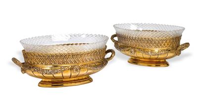 A pair of jardinières from Berlin, - Silver and Russian Silver
