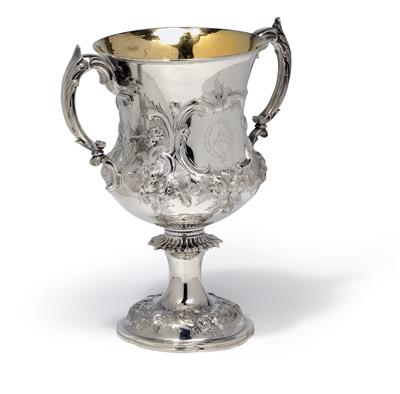 A goblet with handles from London, - Argenti e Argenti russo