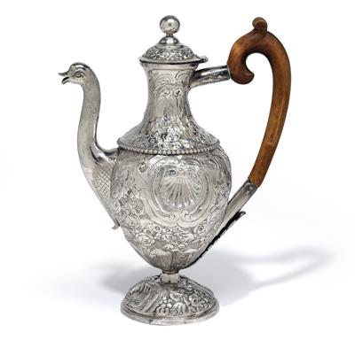 A coffee pot from Malta, - Silver and Russian Silver