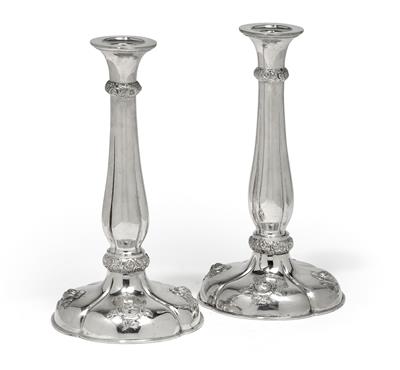 A pair of candleholders from Budapest, - Stříbro a Ruské stříbro