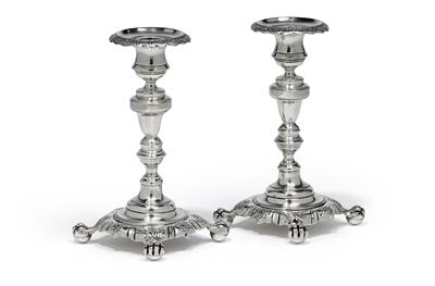 A pair of small candleholders, - Argenti e Argenti russo