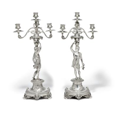 A pair of four-light candelabra from London, - Argenti e Argenti russo