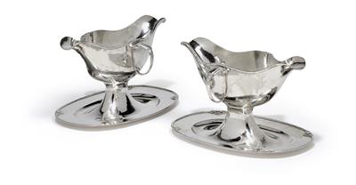 A pair of gravy boats, - Stříbro a Ruské stříbro