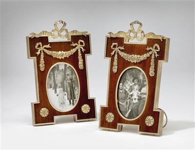 A pair of photo frames from Saint Petersburg, - Silver and Russian Silver