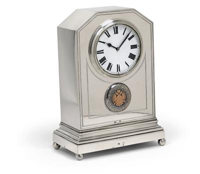 A table clock from Vienna, - Argenti e Argenti russo