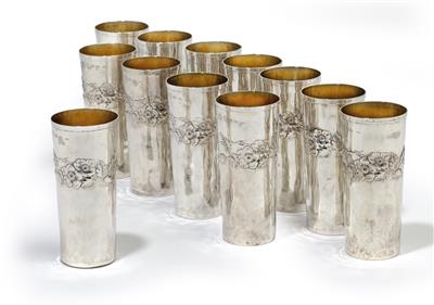 Twelve Italian cups, - Silver and Russian Silver